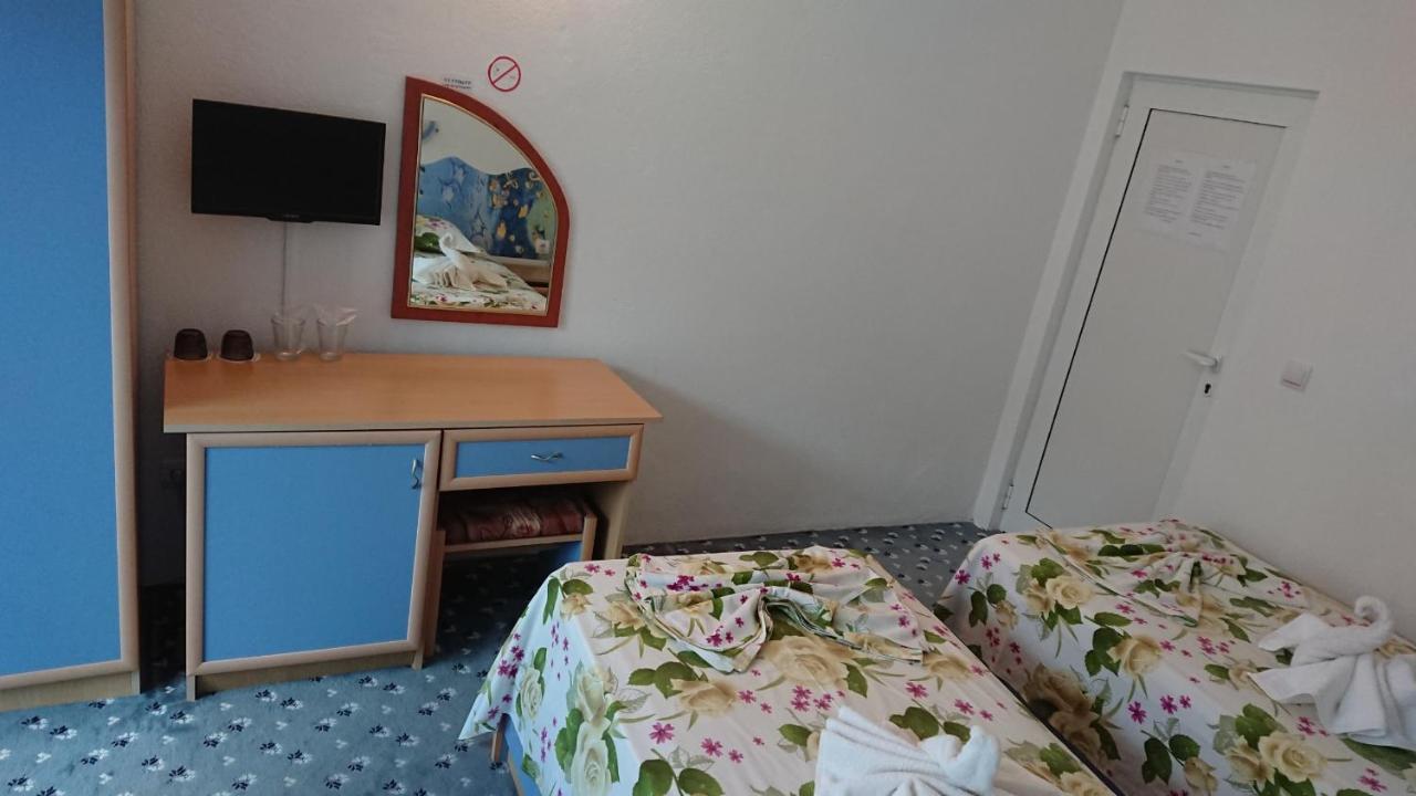 Sianie Guest House Ravda Luaran gambar