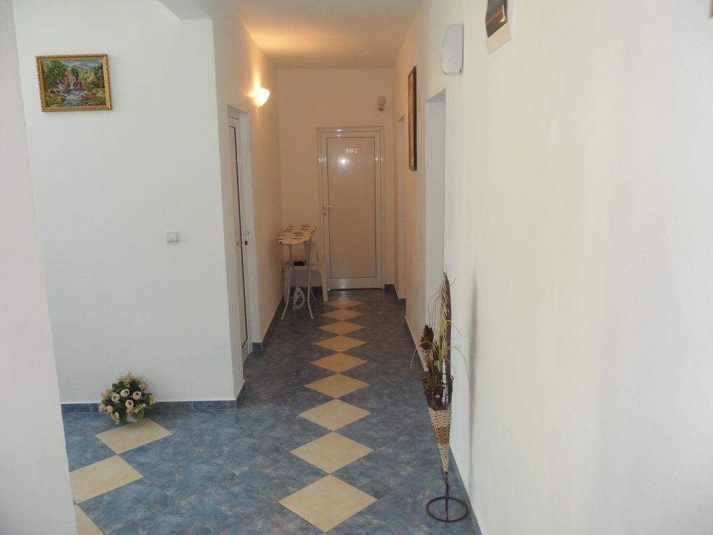 Sianie Guest House Ravda Luaran gambar