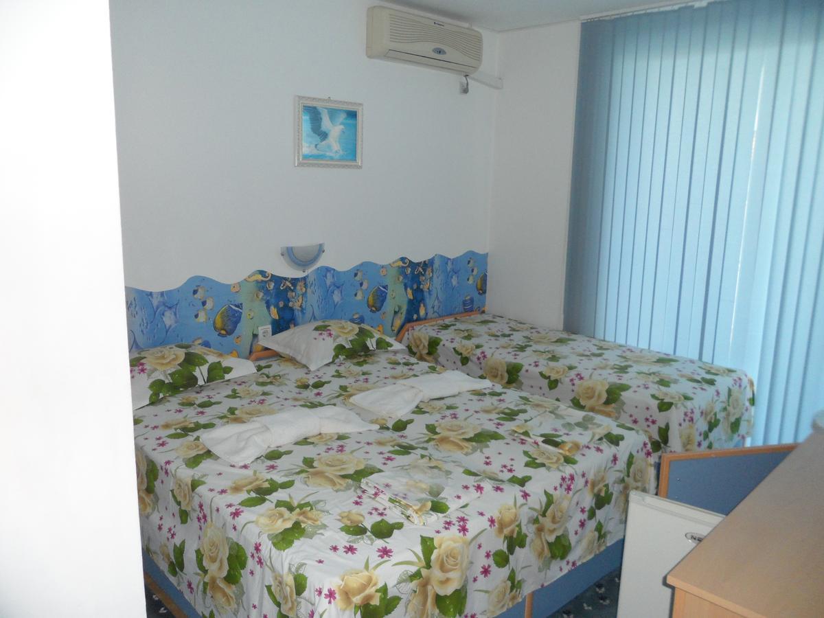 Sianie Guest House Ravda Luaran gambar