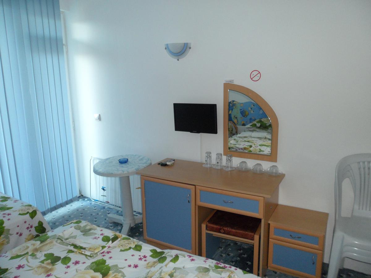 Sianie Guest House Ravda Luaran gambar