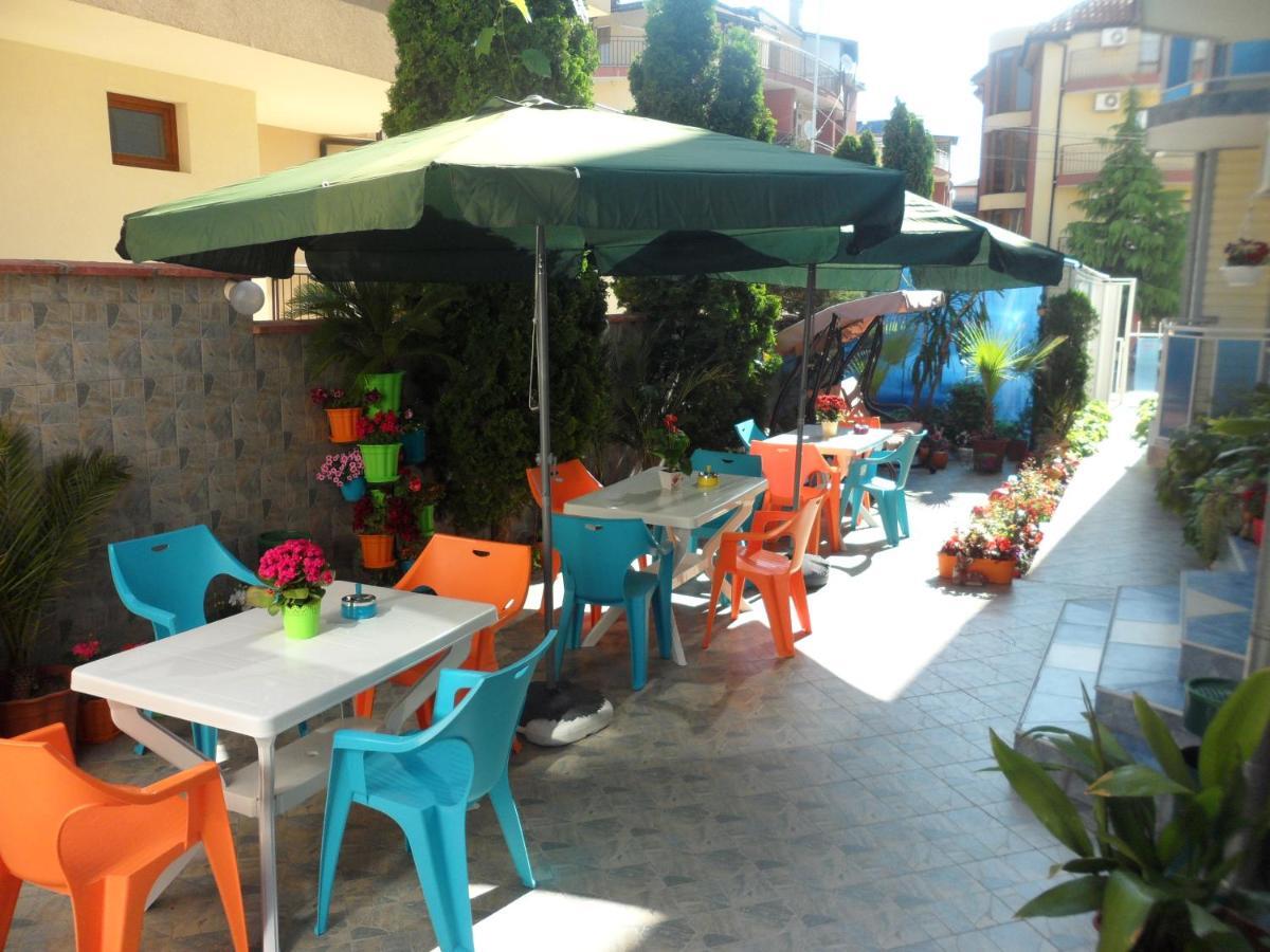 Sianie Guest House Ravda Bilik gambar